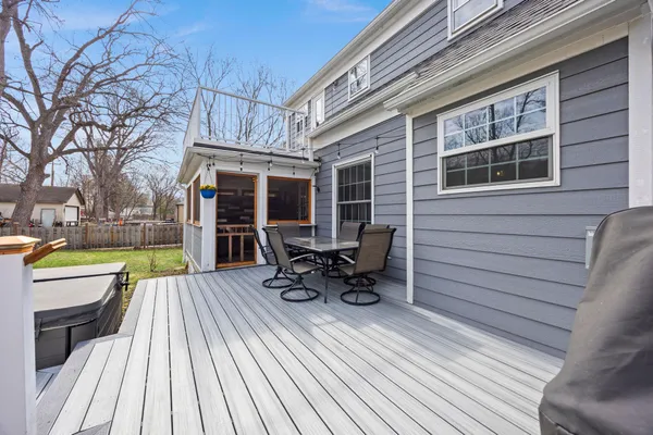 $585,000 | 1555 East River Terrace, Minneapolis, MN 55414