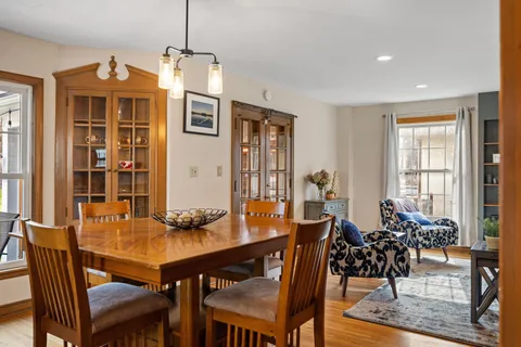 $585,000 | 1555 East River Terrace, Minneapolis, MN 55414