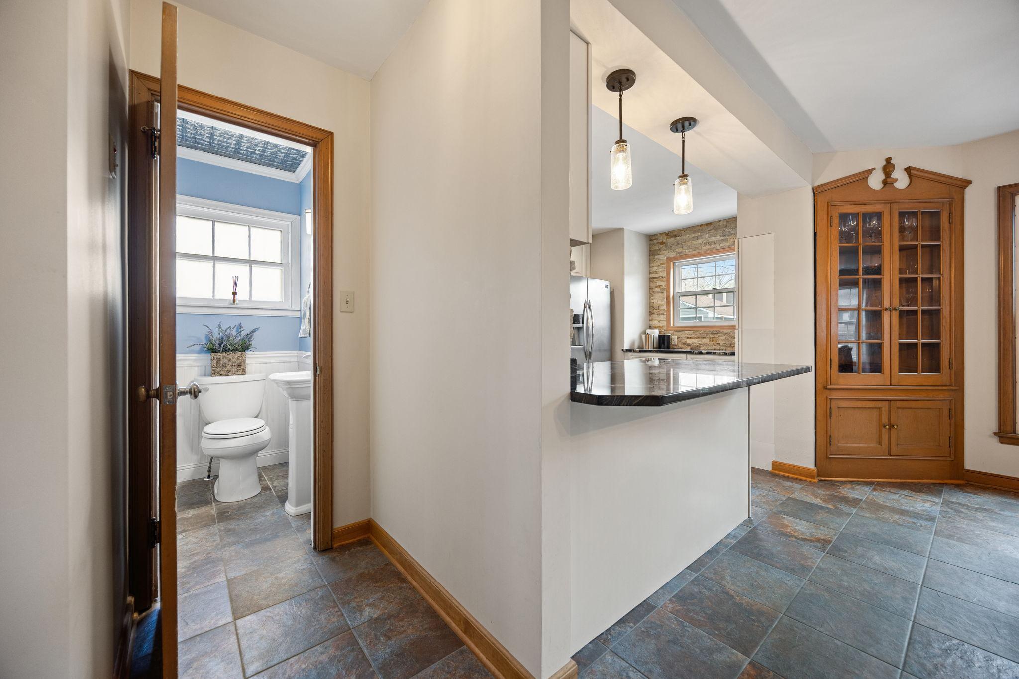 1555 East River Terrace Minneapolis, MN 55414 - Photo 24 of 70