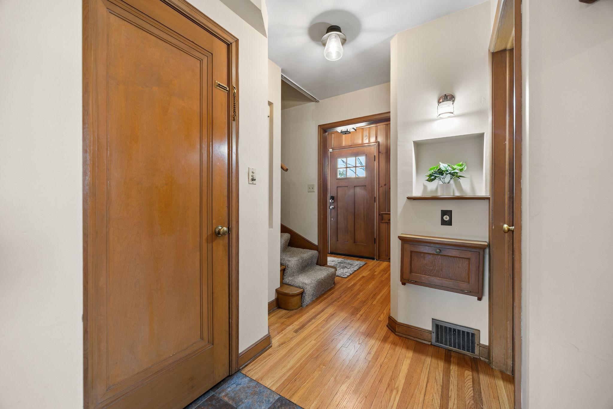 1555 East River Terrace Minneapolis, MN 55414 - Photo 29 of 70