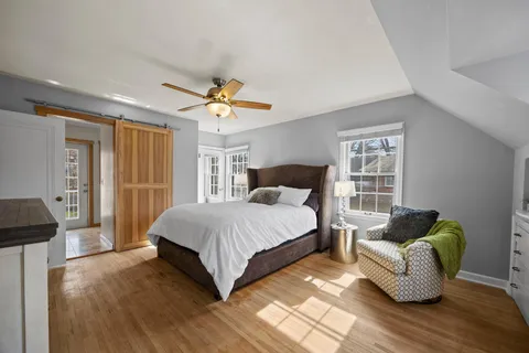 $585,000 | 1555 East River Terrace, Minneapolis, MN 55414