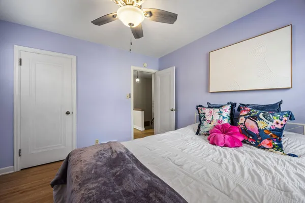 $585,000 | 1555 East River Terrace, Minneapolis, MN 55414
