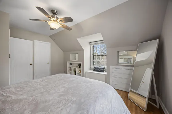 $585,000 | 1555 East River Terrace, Minneapolis, MN 55414
