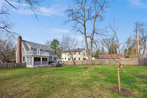 $585,000 | 1555 East River Terrace, Minneapolis, MN 55414