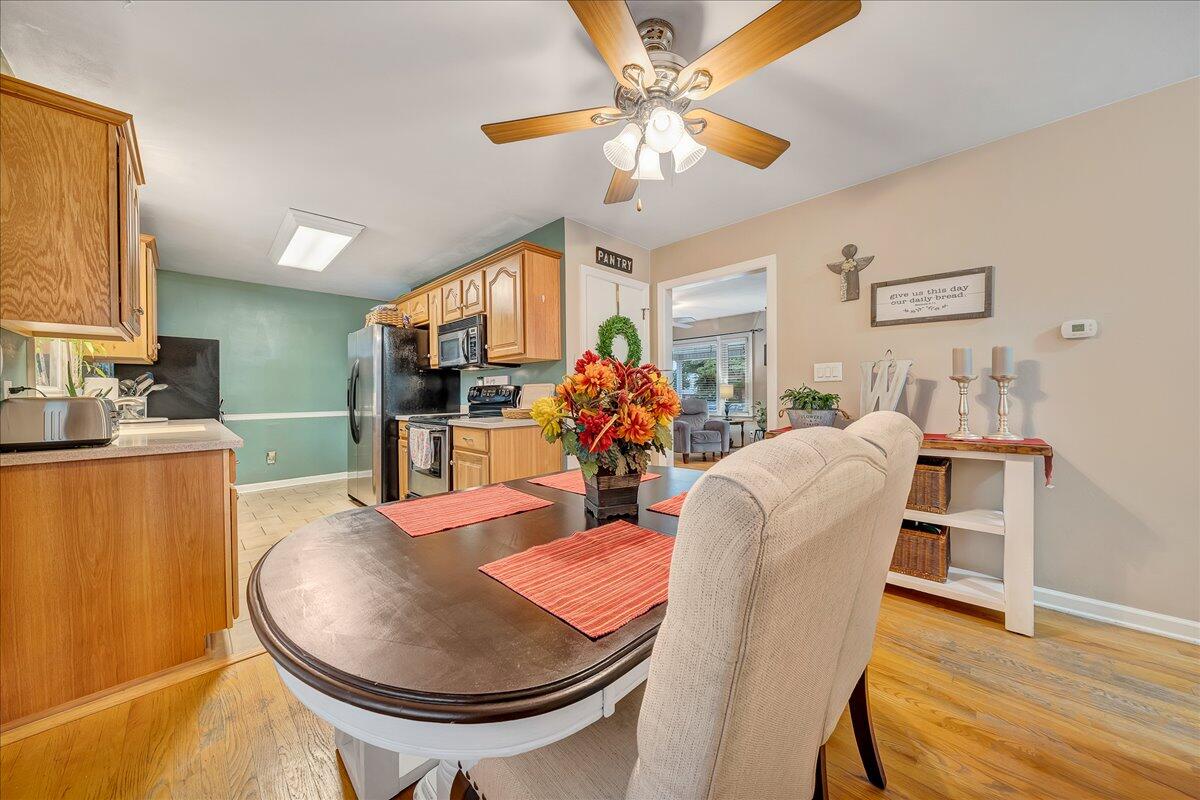 523 Decatur Drive Salem, VA 24153 - Photo 17 of 31 18-D R E A M-2588