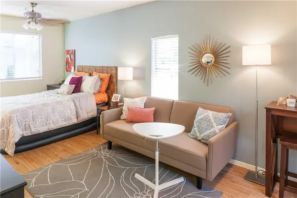 $1,100 | 4209 Avenue B, Unit 105, Austin, TX 78751