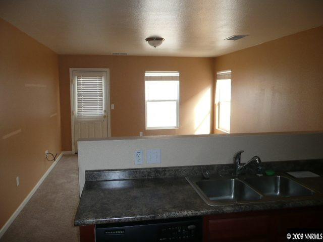8844 Silverkist Drive Reno, NV 89506 - Photo 5 of 9 Photo 5