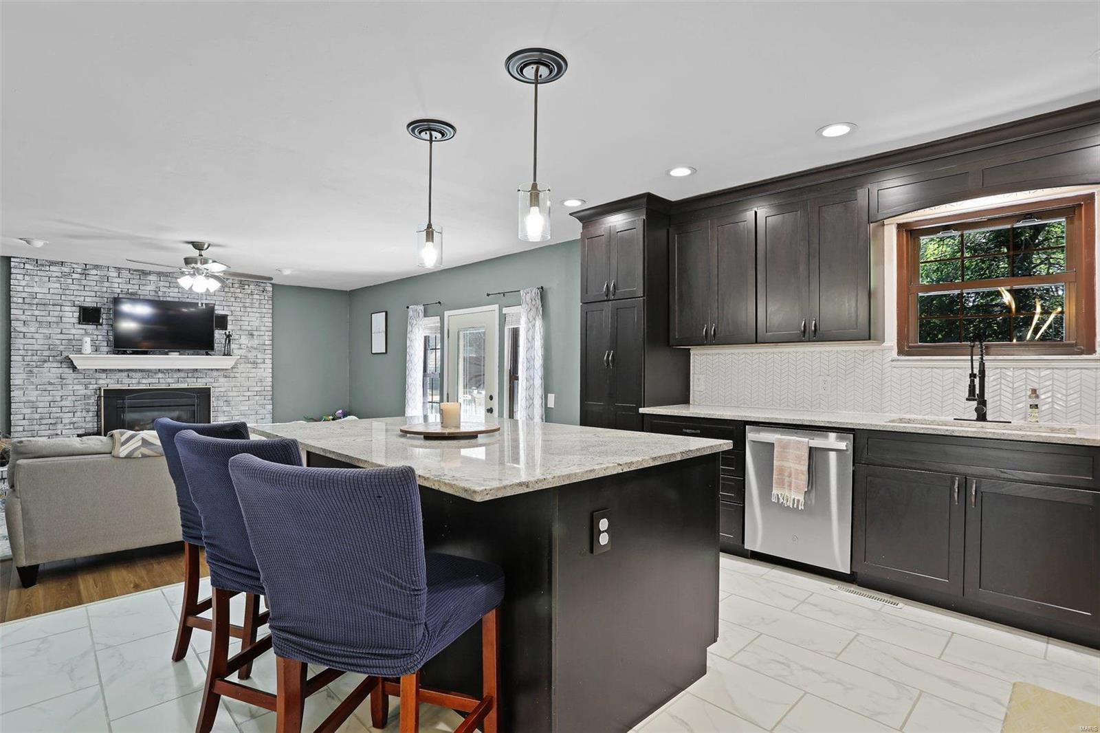 318 Hazel Street Troy, IL 62294 - Photo 11 of 31 Gallery Image 11