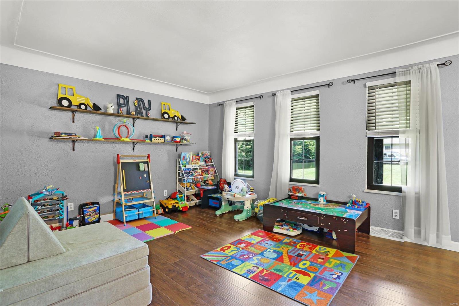 318 Hazel Street Troy, IL 62294 - Photo 4 of 31 Gallery Image 4
