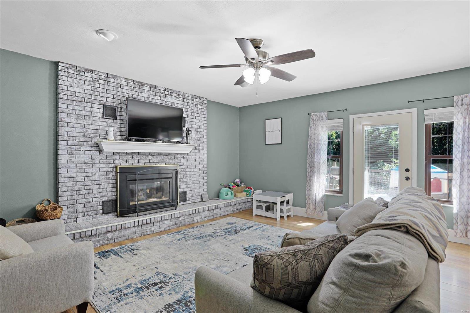 318 Hazel Street Troy, IL 62294 - Photo 7 of 31 Gallery Image 7