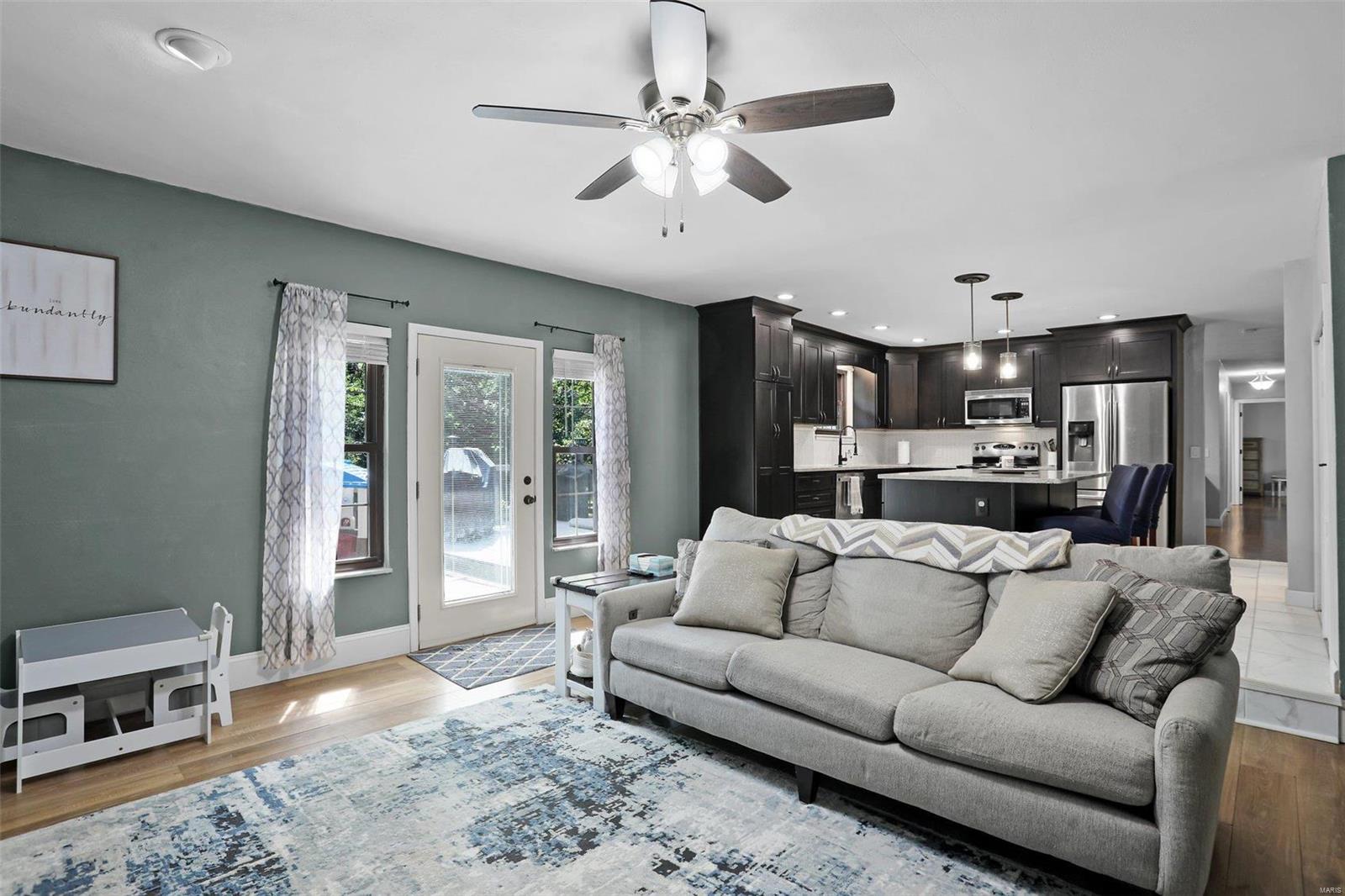 318 Hazel Street Troy, IL 62294 - Photo 8 of 31 Gallery Image 8