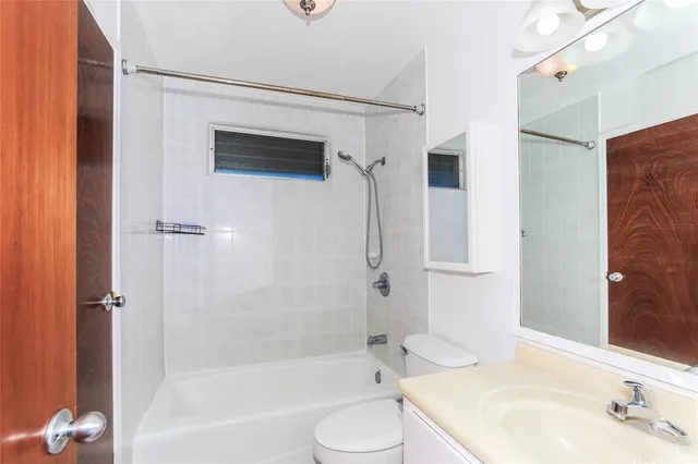 $5,200 | 3331 Hayden Street, Unit C, Honolulu, HI 96815