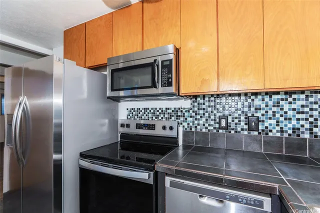$5,200 | 3331 Hayden Street, Unit C, Honolulu, HI 96815