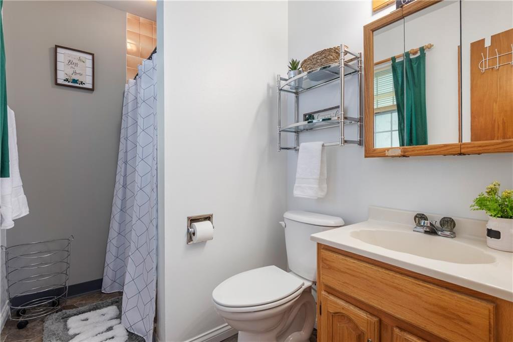 13119 West Council Road Yorktown, IN 47396 - Photo 18 of 22 Gallery Image 18
