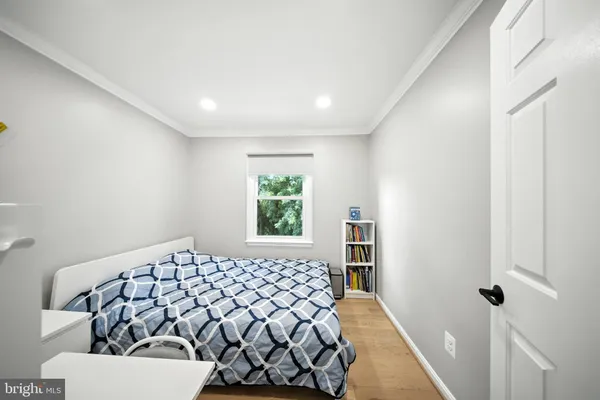 $675,000 | 6586 Morning Meadow Drive, Alexandria, VA 22315