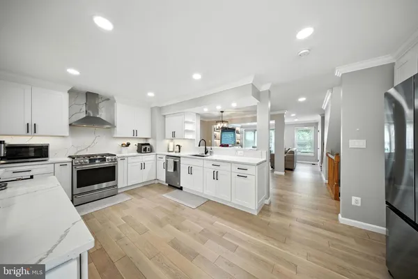 $675,000 | 6586 Morning Meadow Drive, Alexandria, VA 22315