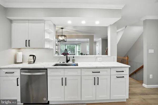 $675,000 | 6586 Morning Meadow Drive, Alexandria, VA 22315