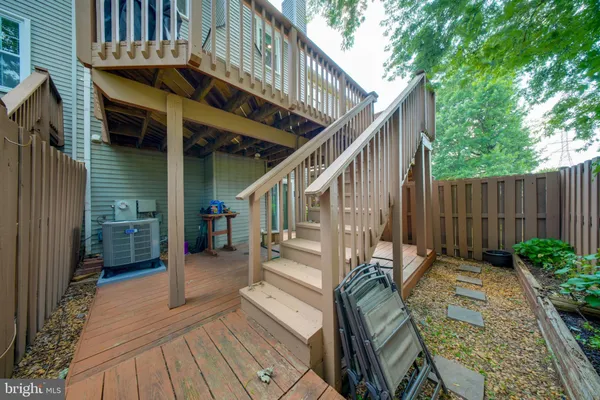 $675,000 | 6586 Morning Meadow Drive, Alexandria, VA 22315