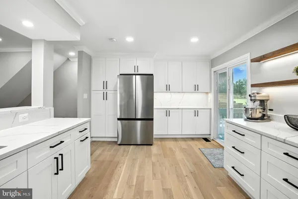 $675,000 | 6586 Morning Meadow Drive, Alexandria, VA 22315