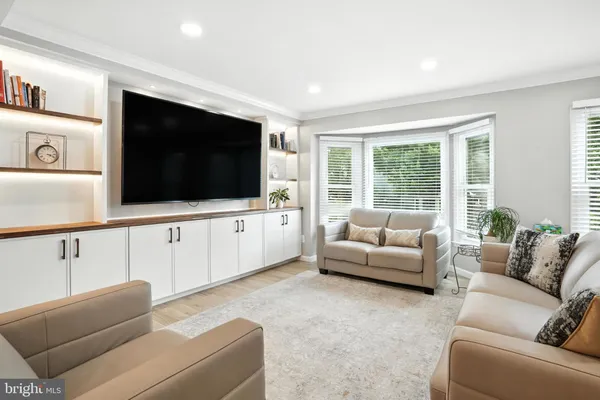 $675,000 | 6586 Morning Meadow Drive, Alexandria, VA 22315