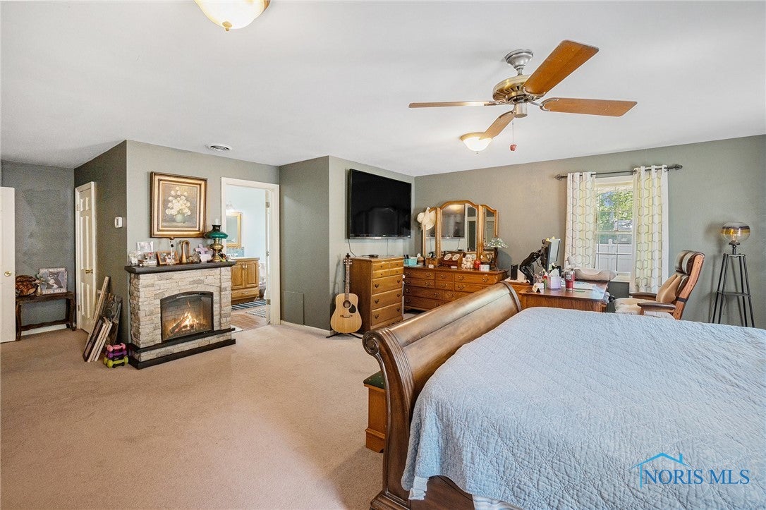 25441 Thompson Road Perrysburg, OH 43551 - Photo 12 of 32 Gallery Image 12