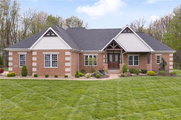 $949,900 | 8622 Hunters Ridge Run, Wadsworth, OH 44281