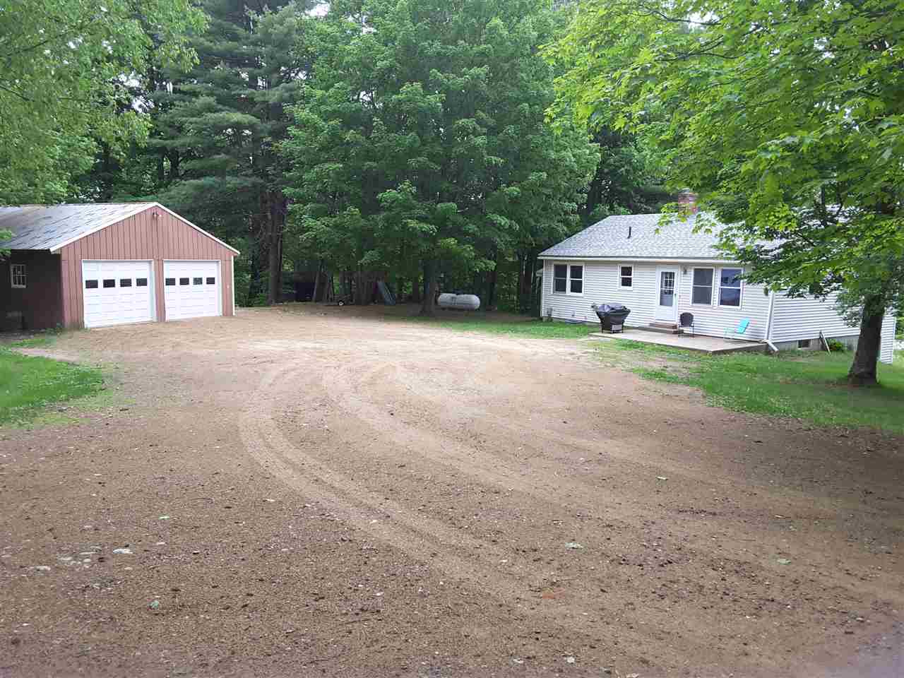 55 Storrs Drive Loudon, NH 03307 - Photo 2 of 40