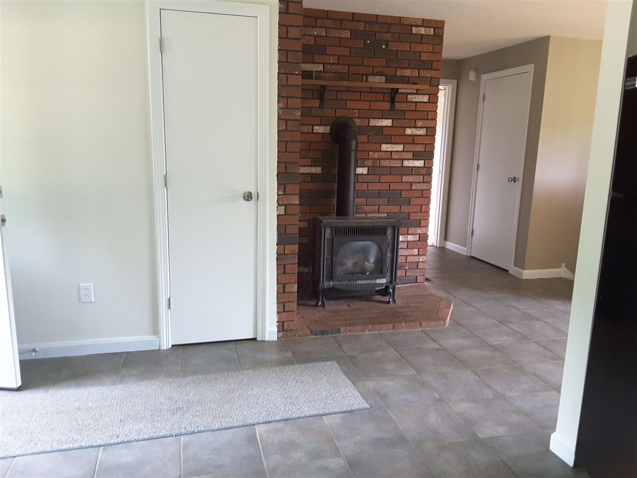 55 Storrs Drive Loudon, NH 03307 - Photo 6 of 40