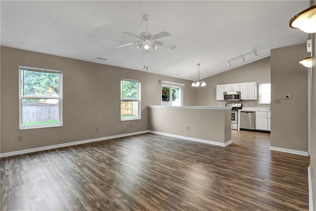 6731 Decatur Commons Indianapolis, IN 46221 - Photo 5 of 22