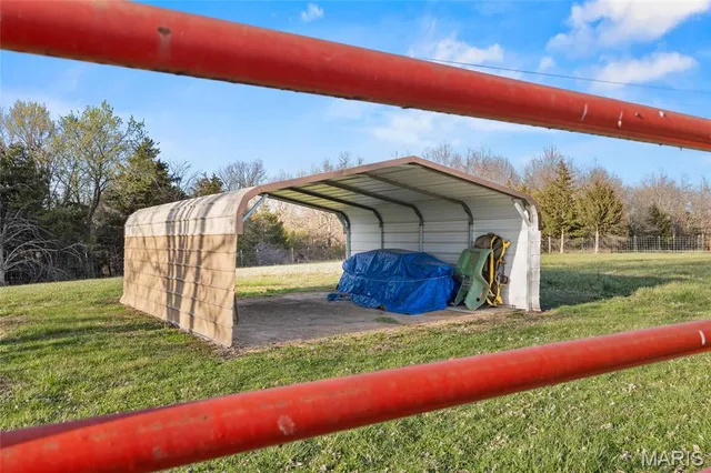 $450,000 | 13449 B Highway, Conway, MO 65632