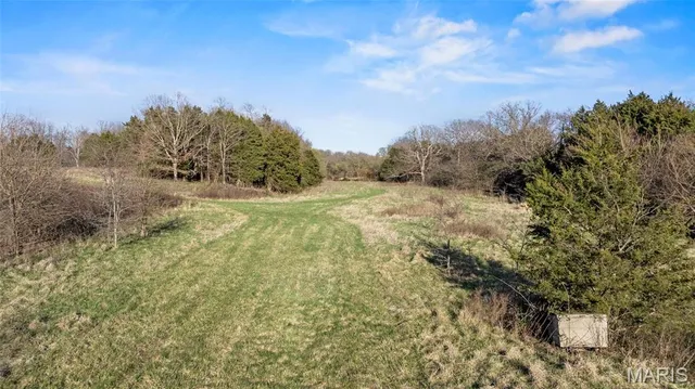 $450,000 | 13449 B Highway, Conway, MO 65632
