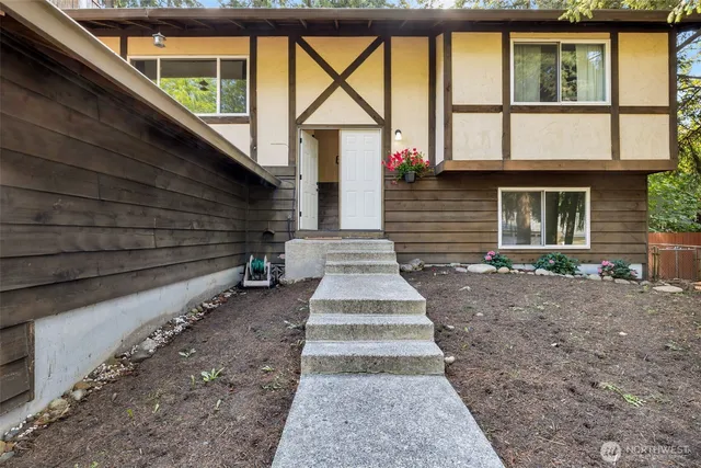 $555,000 | 18409 Southeast 263rd Street, Covington, WA 98042