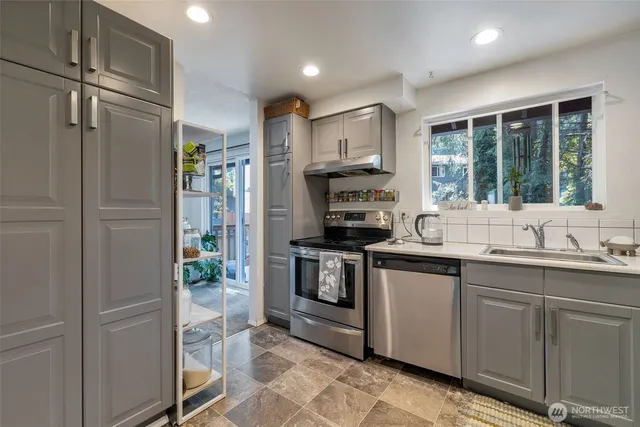 $555,000 | 18409 Southeast 263rd Street, Covington, WA 98042