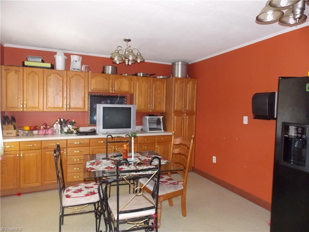4620 Wait Road Winston-Salem, NC 27106 - Photo 4 of 20 Gallery Image 4
