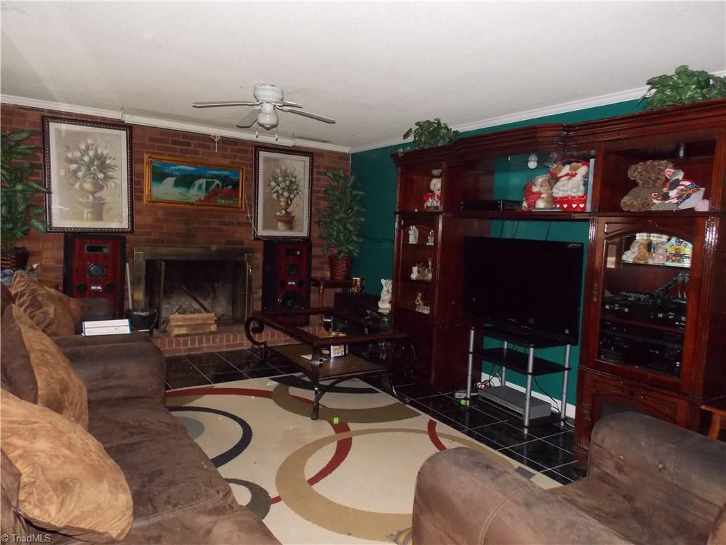4620 Wait Road Winston-Salem, NC 27106 - Photo 9 of 20 Gallery Image 9