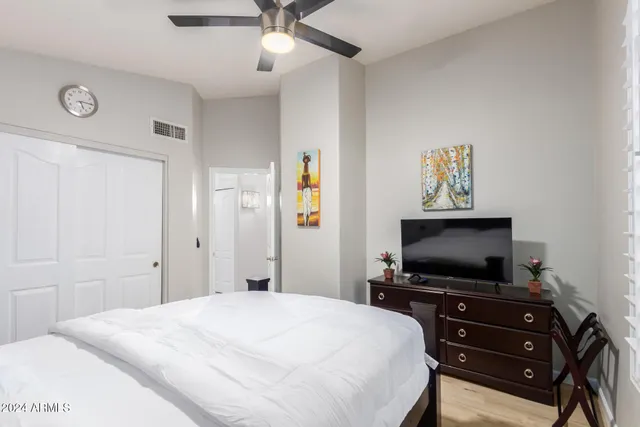 $4,500 | 4847 East Abraham Lane, Phoenix, AZ 85054