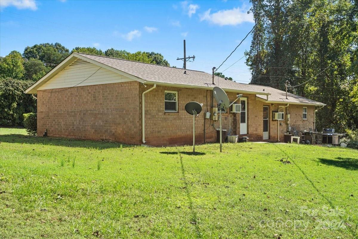 4251 Kiser Island Road Terrell, NC 28682 - Photo 5 of 30 a view of a house with a yard