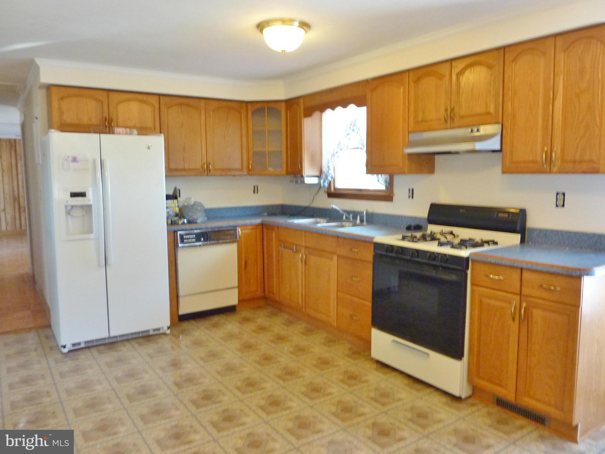 2122 Apple Pie Ridge Road Winchester, VA 22603 - Photo 7 of 30 Kitchen