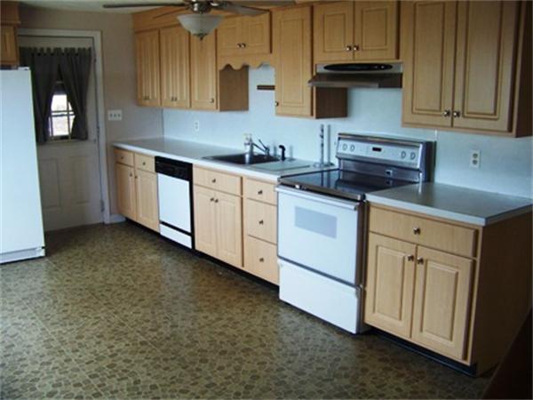 19 Tower Road Plymouth, MA 02360 - Photo 10 of 19 Gallery Image 10