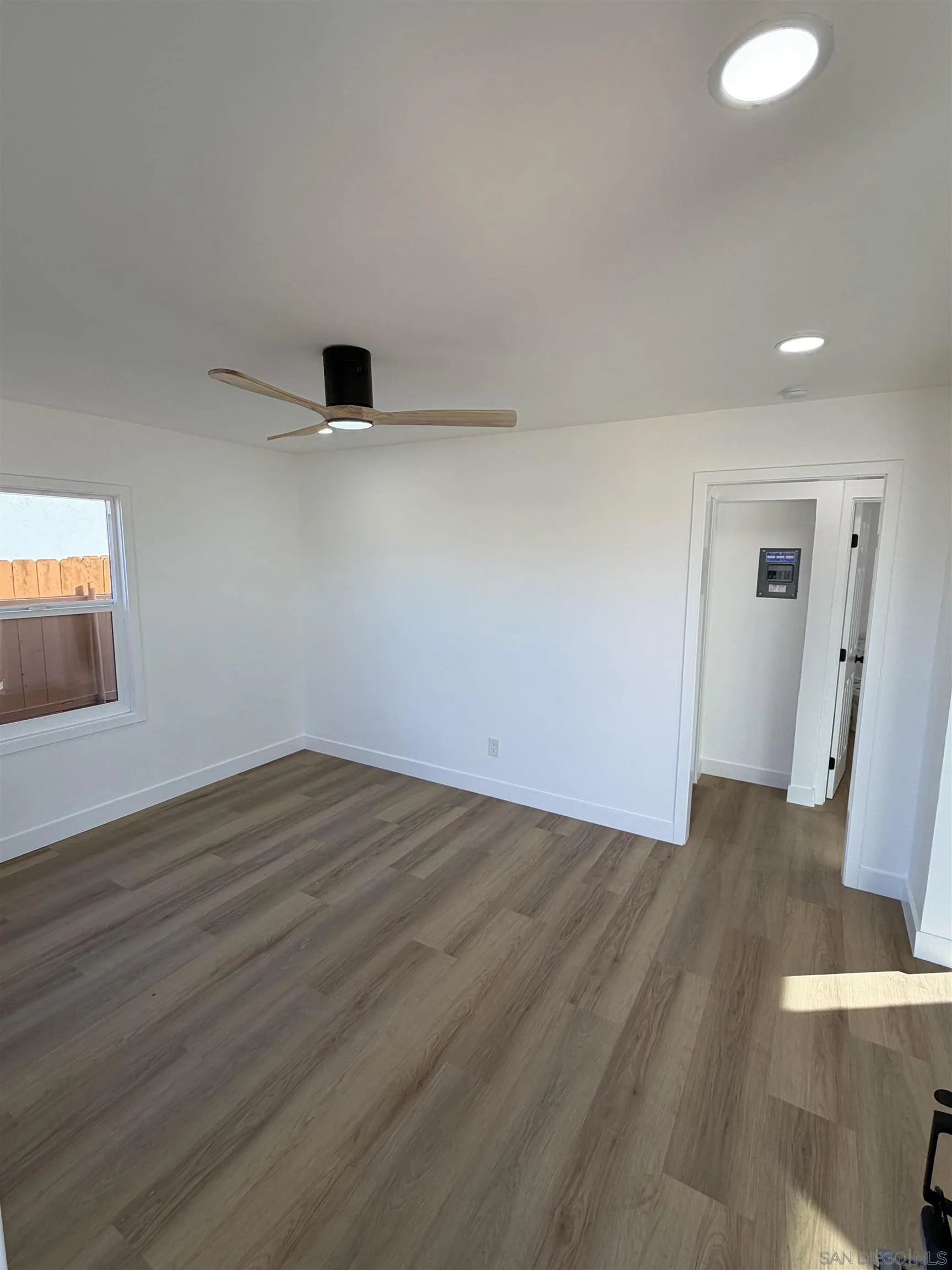 698 J Street Chula Vista, CA 91910 - Photo 14 of 20