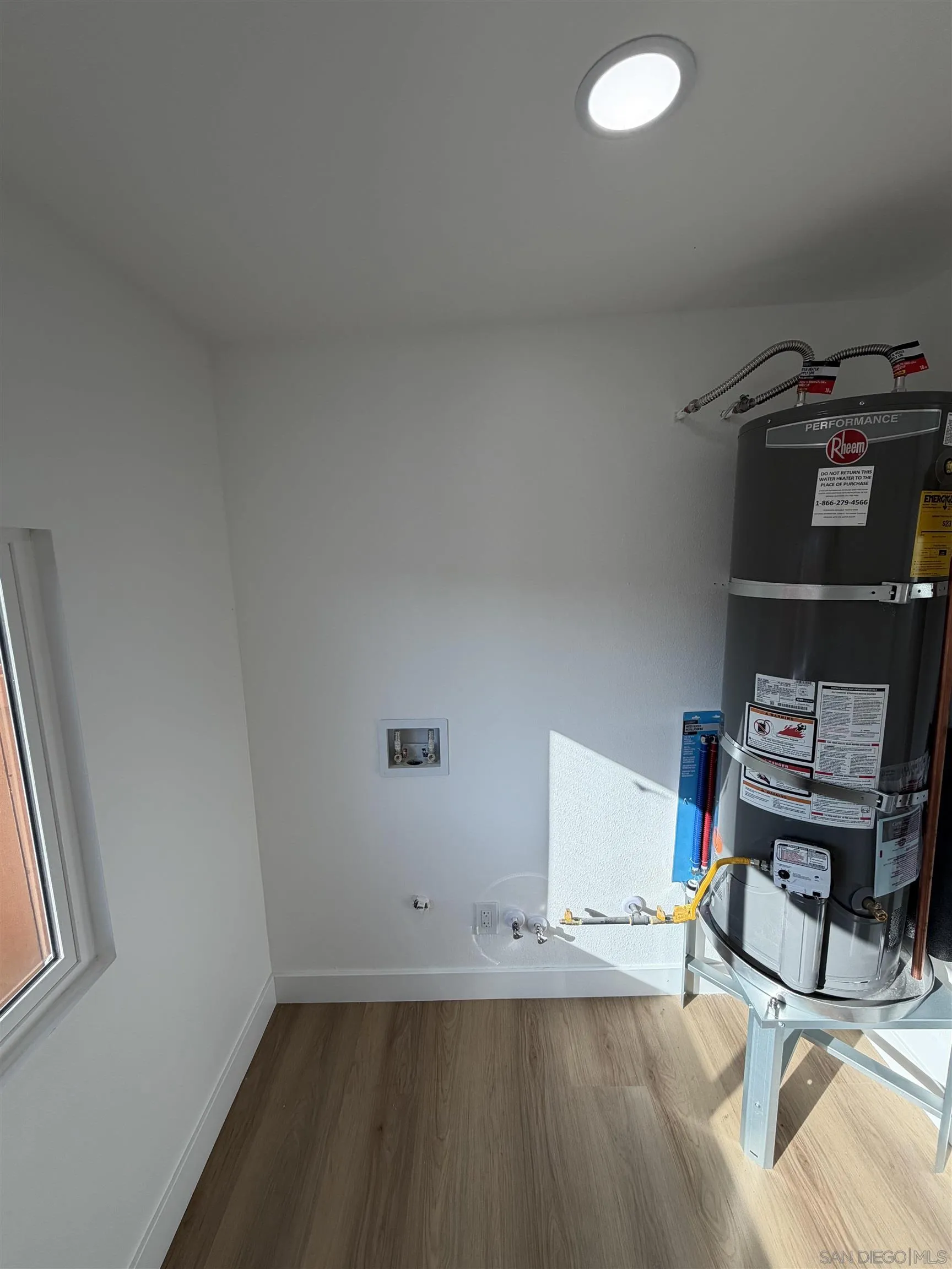 698 J Street Chula Vista, CA 91910 - Photo 20 of 20