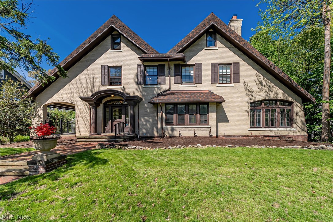 2170 South Overlook Road Cleveland Heights, OH 44106 - Photo 1 of 50 Gallery Image 1