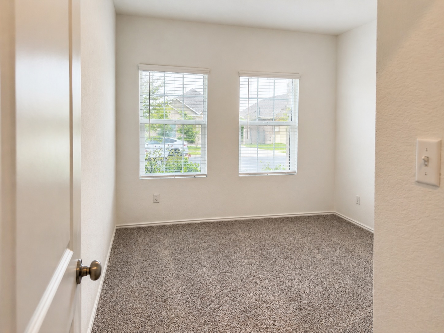 108 Blue Blaze Trail Georgetown, TX 78628 - Photo 21 of 26 an empty room with windows