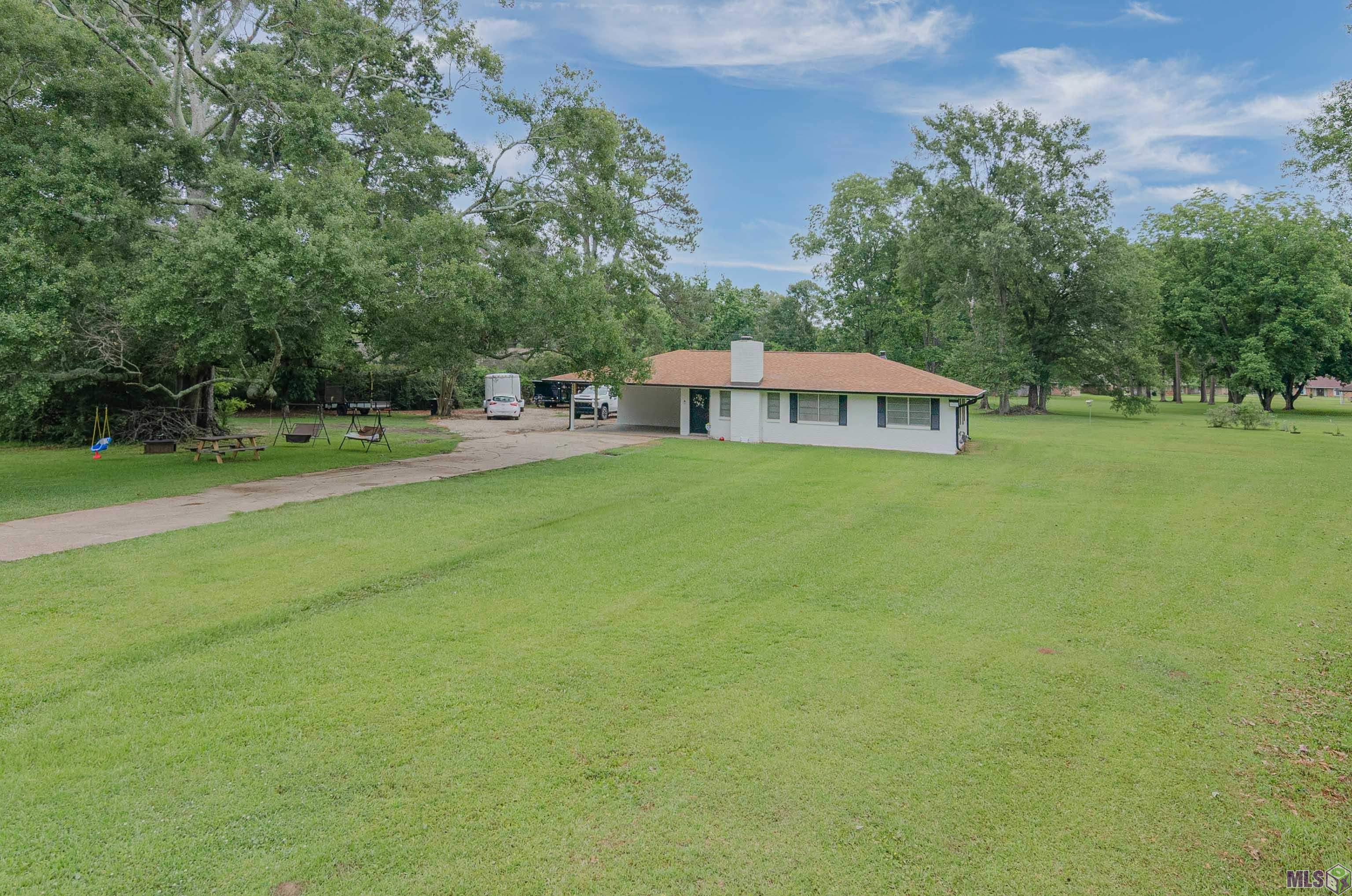 9448 Foster Road Baton Rouge, LA 70811 - Photo 3 of 23