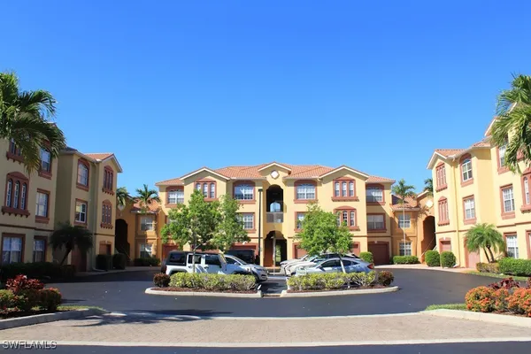 $1,800 | 11400 Ocean Walk Drive, Unit 209, Fort Myers, FL 33908