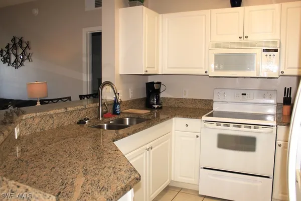 $1,800 | 11400 Ocean Walk Drive, Unit 209, Fort Myers, FL 33908