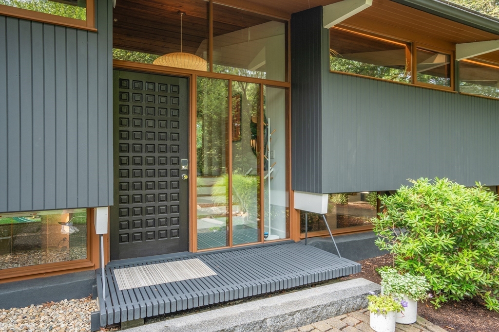 43 Willowdale Road Topsfield, MA 01983 - Photo 2 of 34