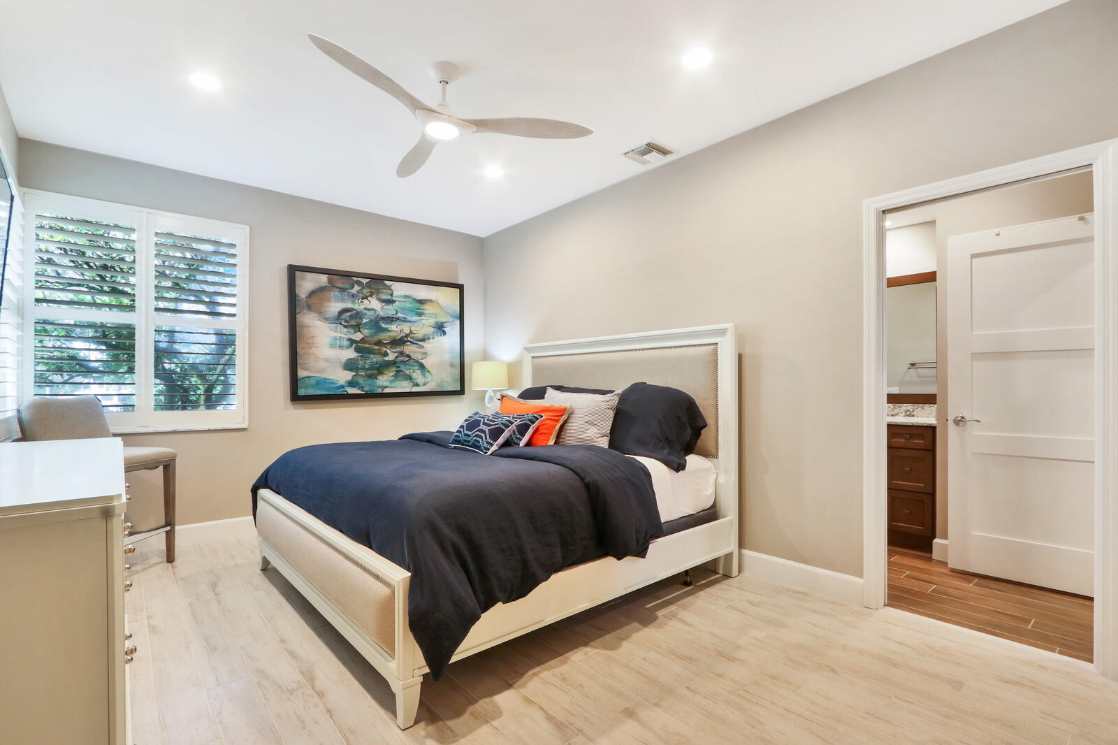 106 Toteka Circle Jupiter, FL 33458 - Photo 13 of 20 Guest Bedroom