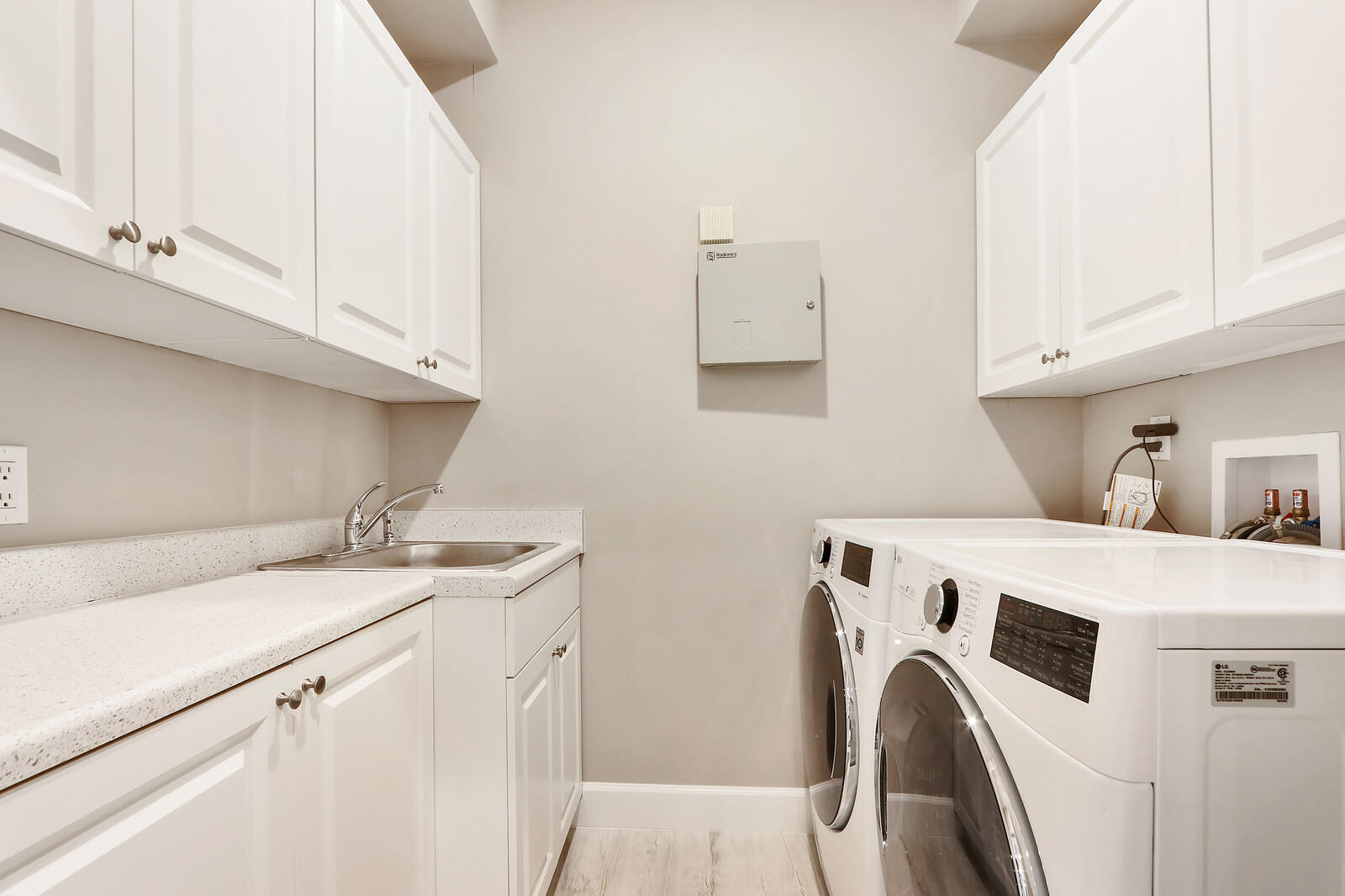 106 Toteka Circle Jupiter, FL 33458 - Photo 16 of 20 Laundry room