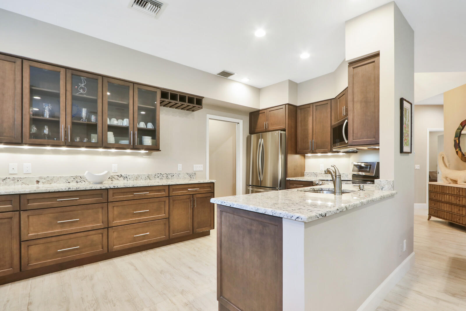 106 Toteka Circle Jupiter, FL 33458 - Photo 6 of 20 Kitchen